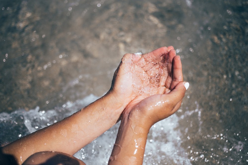 Dankbaarheid — water in handen